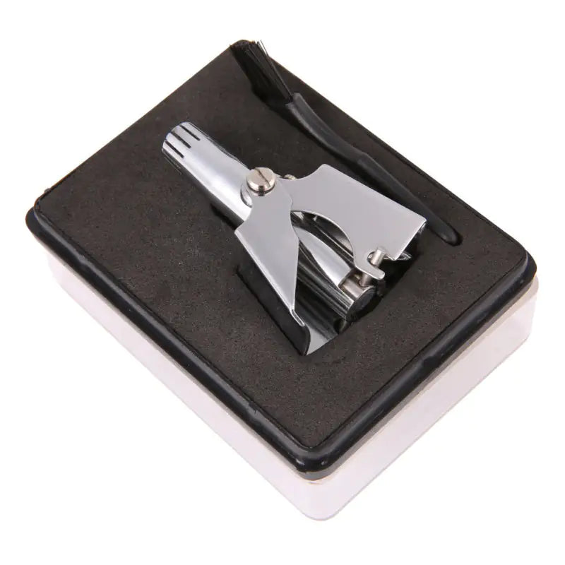 LaraShop™ Easy Nose Hair Trimmer